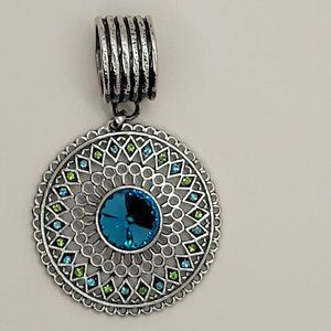 Scarf/Necklace Jewelry, with Blue, Green, Silver Coloring, Lightweight, Round